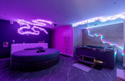 Logement paradis jacuzzi cinéma - Foto 1