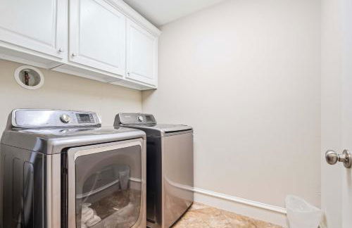 ATX Oasis - Pool, Hot tub, Firepit & Billiards - Foto 41