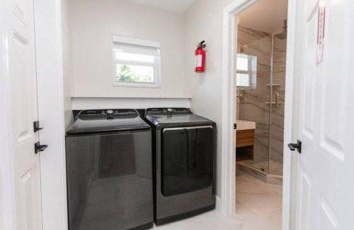 Luxury 5BR Villa Heated Pool near Beach & Casino - Foto 22