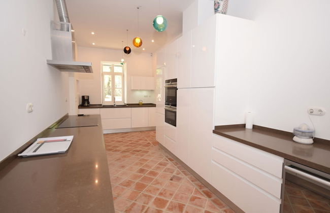 Delightful, Authentic Quinta with Swimming Pool near Beach & Towns - Photo 9