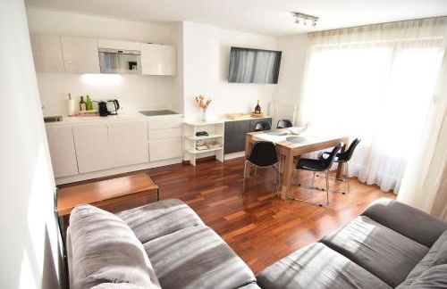 T&B MOUNTAIN VIEW - Photo 1