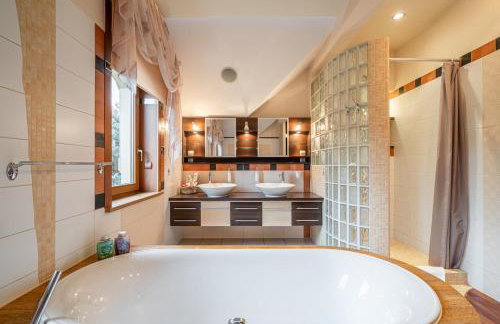 LUX VILLA Swimming pool-Tennis court-Home cinema - Foto 72