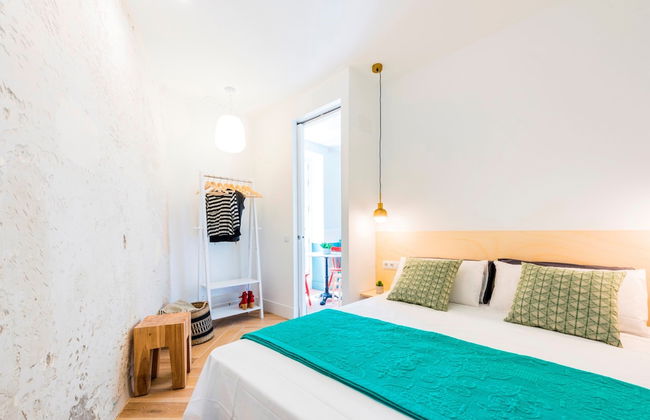 Be Mate Gran Vía Suites - Photo 9