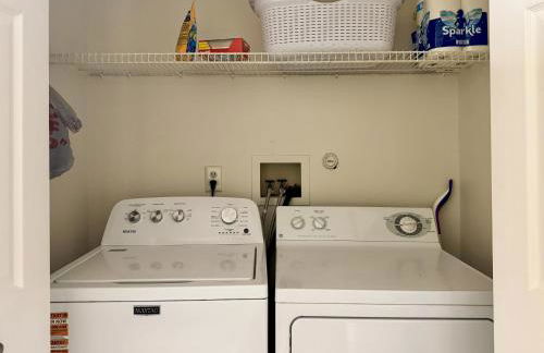 WiFi - Pet Friendly - Laundry - Short - Long Term - Foto 39
