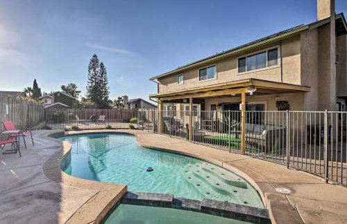 Breeze By the Pool Chula Vista Home with Game Room - Foto 1