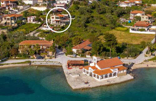 Ella's Sea View Villa - Photo 14