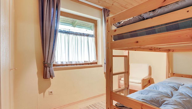 Chalet in Iselsberg-stronach Near Zettersfeld - Foto 5, Quarto