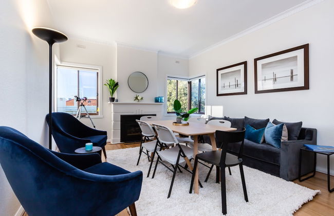 Lighthouse Cozy 2BDR with CITY VIEWS - Foto 14