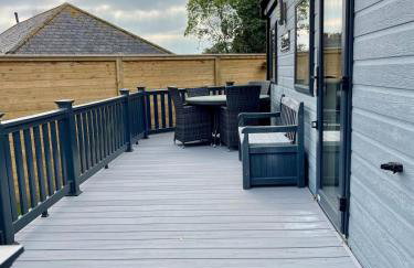 Elegant Lodge in Peaceful Holiday Resort - Photo 45