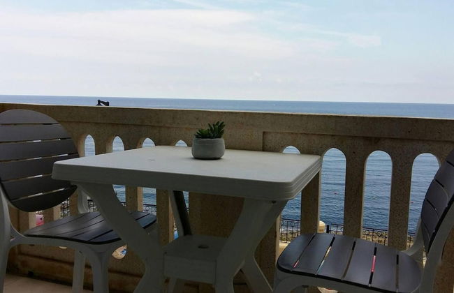 Excellent Views 2-bed Apartment in Marsalforn Gozo - Foto 30