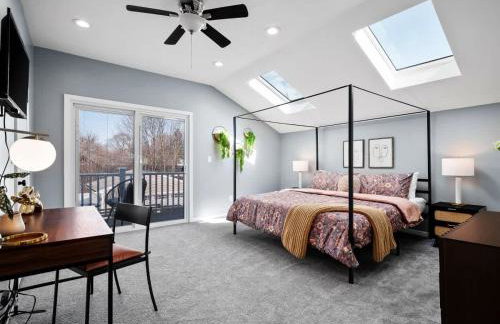 Hot Tub N64 Mins to Downtown Sleeps 8 - Foto 1