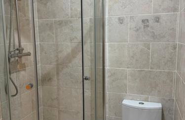 Spacious John York House & Parking - Foto 27