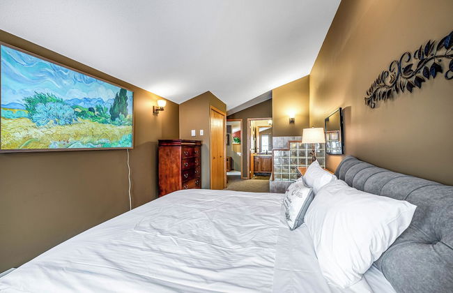 Fresh Tracks Retreat Ski In Out Hot Tub - Photo 10