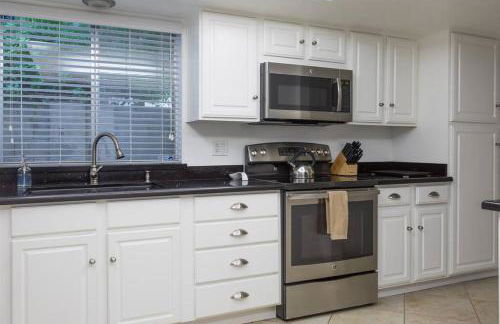 Quiet house with pool heater, patio, BBQ, citrus - Foto 10