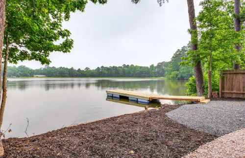 Montgomery Home with Pond Access, Fire Pit and More! - Foto 21