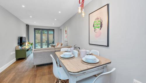 7D Albert St - sleeps 4 guests with parking on request - Foto 2