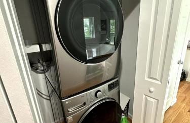 Hamptons Beach House, 5-minute walk to Bay Beach - Foto 6