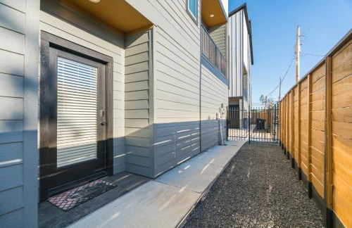 Luxury Charming 3BR 3Bath Free Wi-FI 8 Guests, Gated Home, Houston Downtown - Photo 32