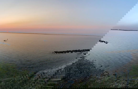 Charming 2-bedroom 12H Ocean Retreat, Summerhouse - Foto 15