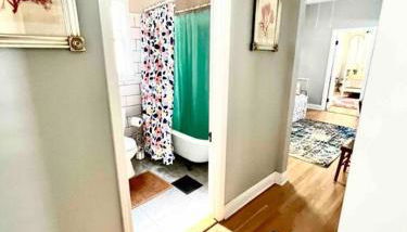 Newly Renovated 3-Bedroom Beechmont Home - Foto 2