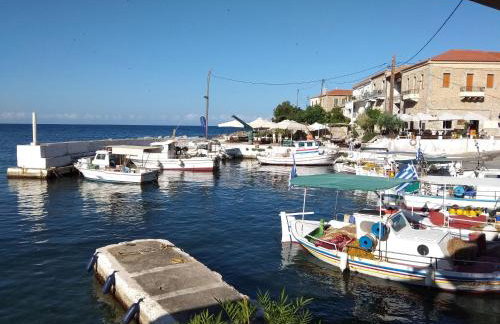 Atha-Tina:Traditional Stone Homes - Foto 41