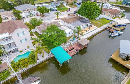 Beautiful & Cozy Home on a Canal in Hudson, FL! - Foto 54