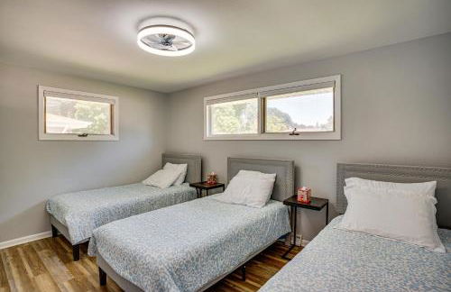 Large Backyard, Walk to Hospital Sheboygan Abode! - Photo 14