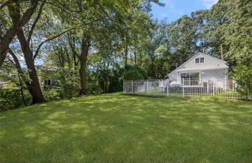 Cozy Waterfront Cottage - Sleeps 4 - Foto 26