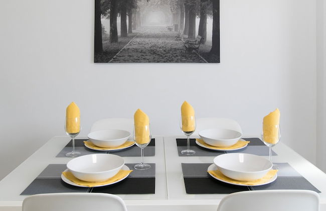 Santa Cruz Downtown Apartment, Luminosidad, Confort y Estilo - Foto 7