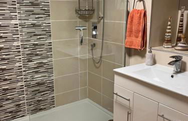 Acorn Cottage & Little Oaks - Photo 34