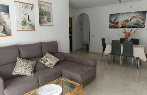 Spacious and centrally located apartment in San Pedro de Alcantara - Photo 2