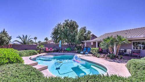 Henderson Home with Pool and Mountain, Strip Views! - Foto 1