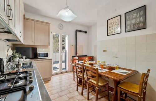 Villa Poesia, 7 pax with pool - Foto 36