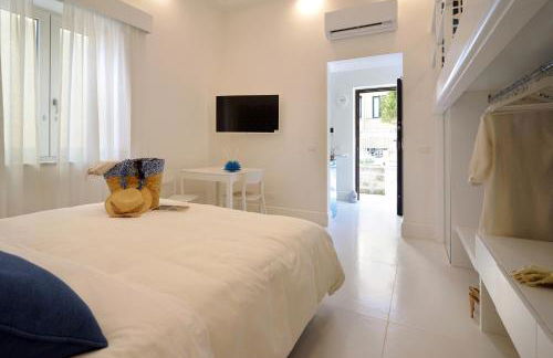 MARILISE - La maison blue private garden & terrace - Photo 1