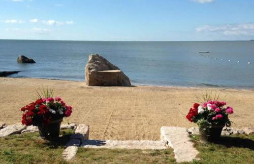 Enchanted Cottage 1 block to beach - Foto 18