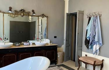 Spacious villa with private pool in Ca' dei Rovati - Foto 33