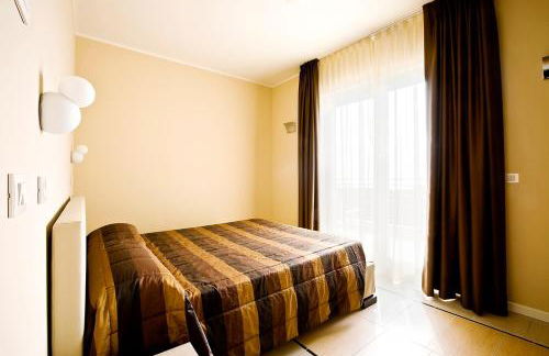 Aparthotel La Pineta - Photo 17