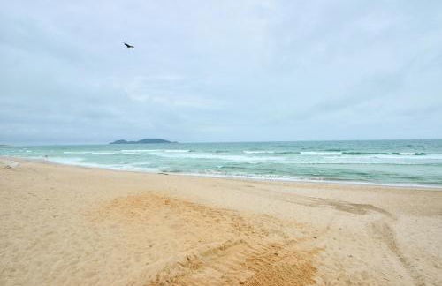 InHome: Estúdio 2, Praticidade no Campeche N1518 - Foto 24