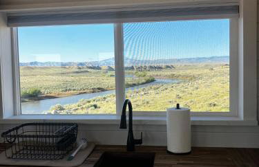 New Listing! River Front! - Foto 6