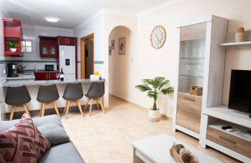 Apto ISA: amplio y acogedor apto de 75m con terraza, aire acondicionado y parking gratuito - Foto 11