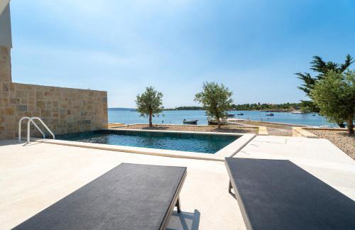 Beachfront Escape Villa Nevera - Foto 53