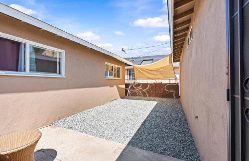 20 percent OFF Fully Furnished 2BR in Prime Tustin - Foto 24