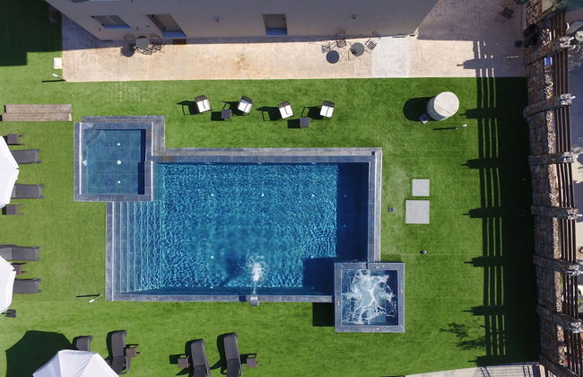 ORION Eco Suites - Photo 1