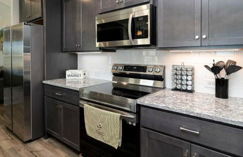 Spacious Hazel Green Home with Fireplace, Yard! - Foto 14