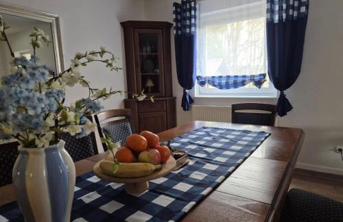 Luksusówka Gajowego nad jeziorem - Photo 19