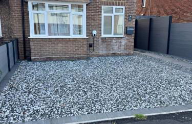 3 bedroom Brookwood Road apartment - Foto 17