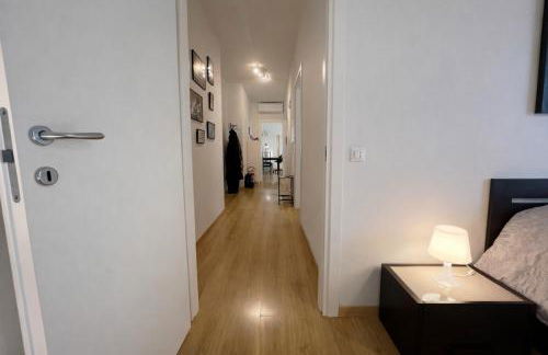 -7 beds- 5 minutes from the airport - - Foto 13