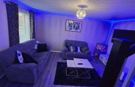 Entire 3 bedroom luxurious house, Wigan , Manchester - Foto 1