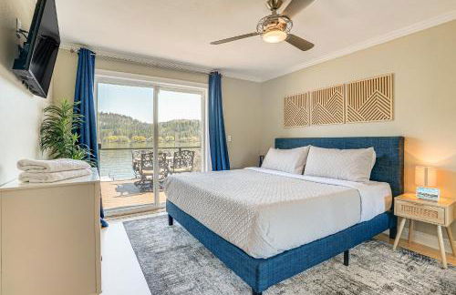 Lakefront Retreat with Kayaks, Paddle Boards and Deck! - Foto 9