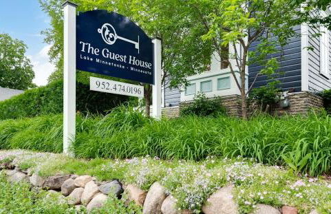 The Guest House - Photo 2